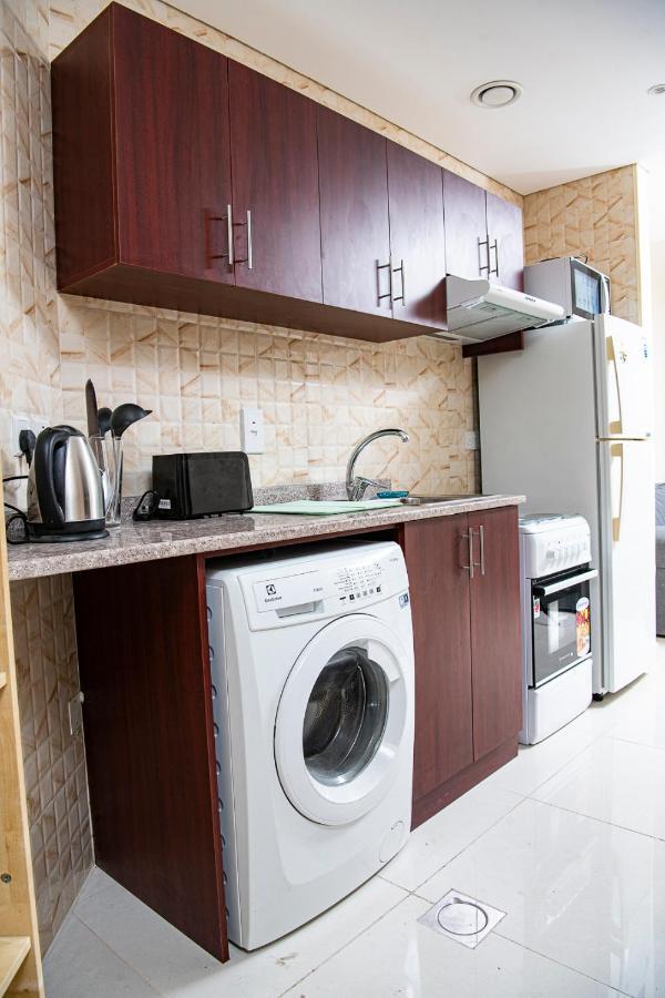 Studio In The Heart Of Sports City -Great View & Amenities! Dubai Exteriör bild