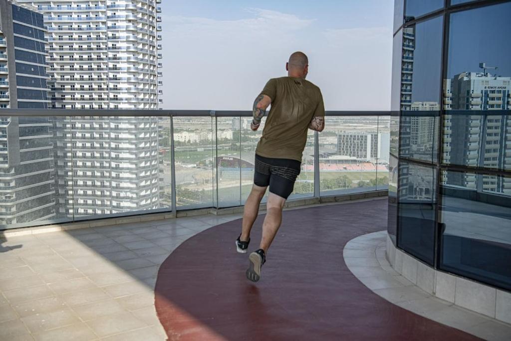 Studio In The Heart Of Sports City -Great View & Amenities! Dubai Exteriör bild